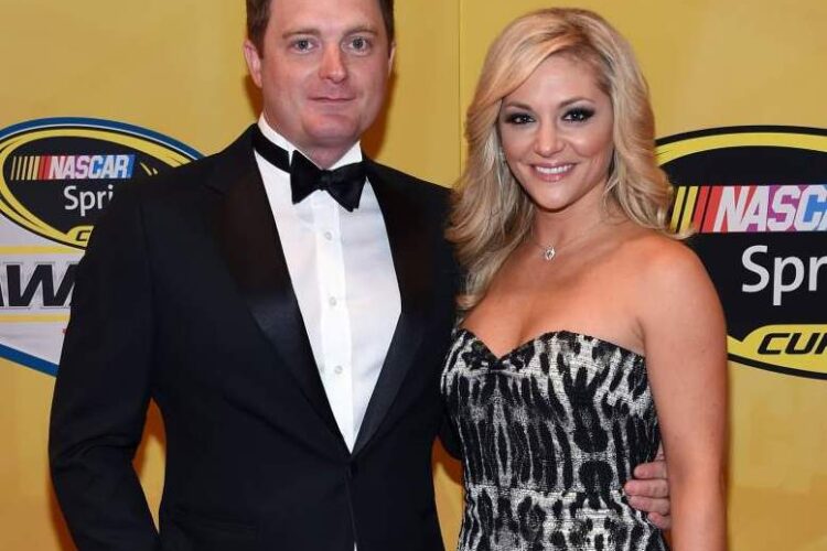 Danielle Trotta Net Worth, Husband, Wiki, Age, Height, Parents, Fox News and Career Danielle Trotta is married to Robby Benton, a former NASCAR Xfinity Series driver and cutting-edge crew supervisor for Team Penske’s NASCAR teams.