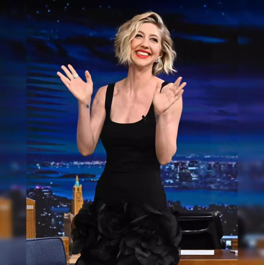 Heidi Gardner Net Worth, Husband, Wiki, Age, Height, Parents, Movies and Career Heidi Gardner direction to comedy used to be no longer a direct one, originally focusing on hairstyling in Los Angeles for almost a decade.