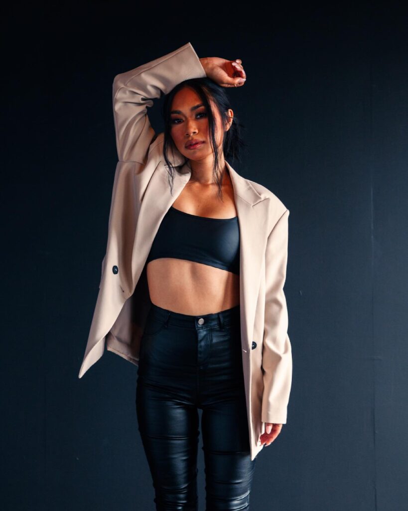 Jessica Sanchez Net Worth, Husband, Wiki, Age, Height, Parents, Songs and Career Sanchez received huge attention in 2012 when she seemed on Season eleven of "American Idol."