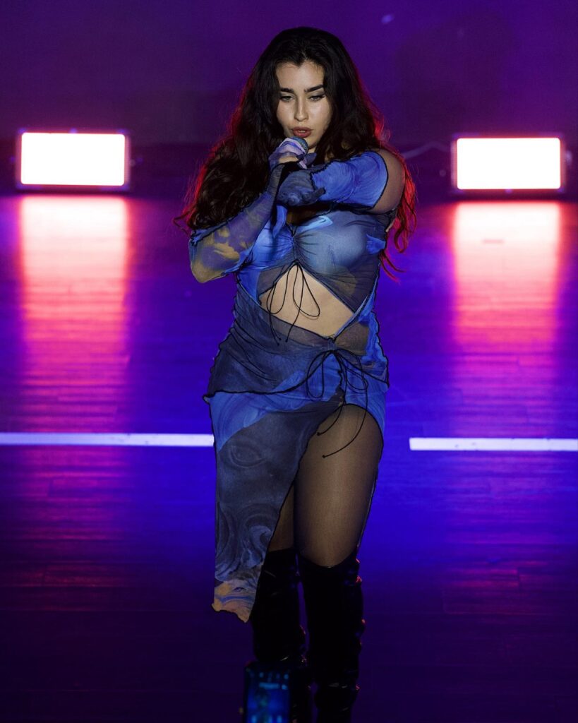 Lauren Jauregui Net Worth, Husband, Wiki, Age, Height, Parents, Songs and Career The band Fifth Harmony launched the first single titled “Miss Movin’ On” in 2013.