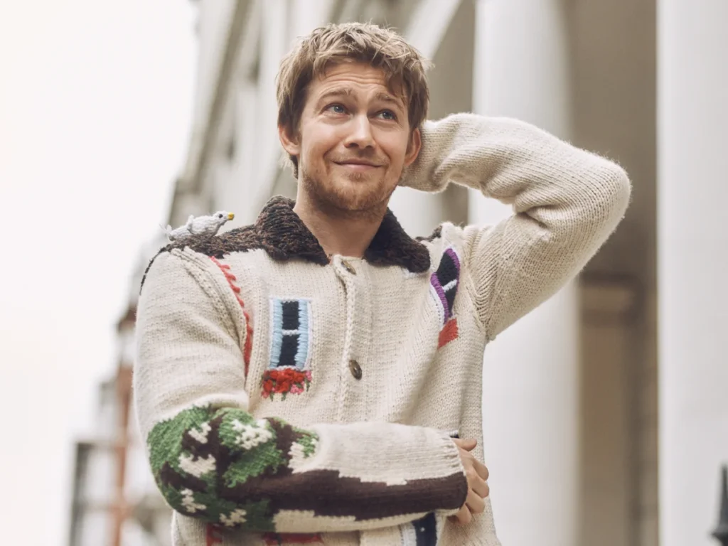 Joe Alwyn Net Worth, Wife, Wiki, Age, Height, Parents, Movies and Career Joe Alwyn Top 10 Movies and TV Shows