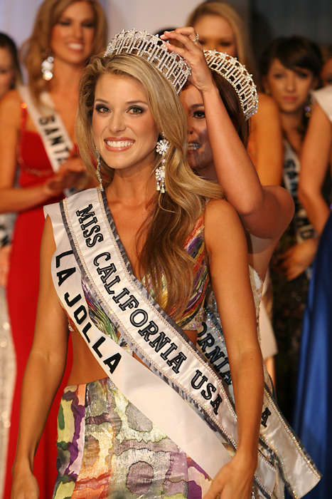 Carrie Prejea Net Worth, Husband, Wiki, Age, Height, Parents, Miss USA and Career Starting in 2005, Carrie Prejea embodies all the traditional standards of the American splendor standard, started taking part in splendor pageants.