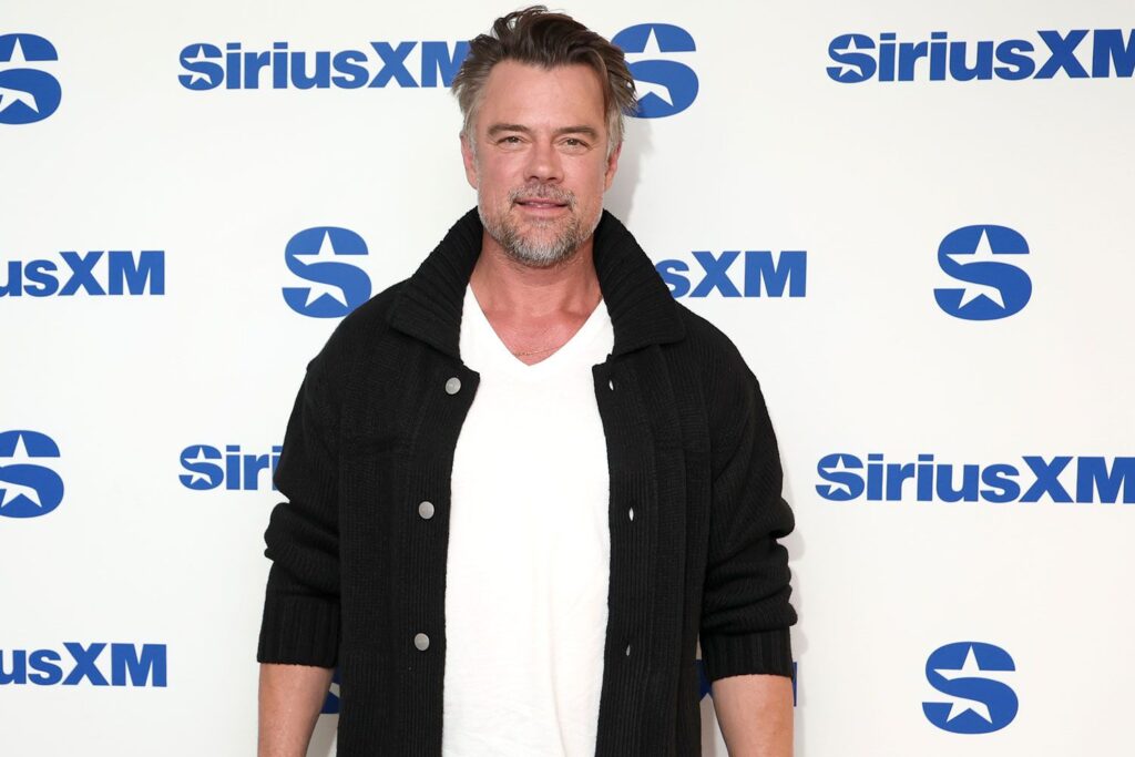 Josh Duhamel Net Worth, Wife, Wiki, Age, Height, Parents, Movies and Career Josh Duhamel's transition from modeling to appearing proved to be a fruitful one, as he secured a outstanding position in the cleaning soap opera "All My Children", the place he portrayed Leo du Pres.
