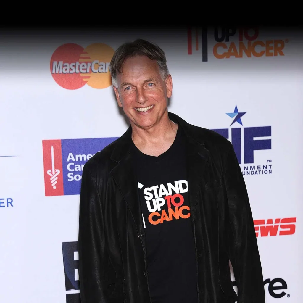 Mark Harmon Net Worth, Wife, Wiki, Age, Height, Parents, Movies and Career Mark Harmon height is 6 feet 0 inches (1.83 m) and weight is 84 kilograms (185 lbs).