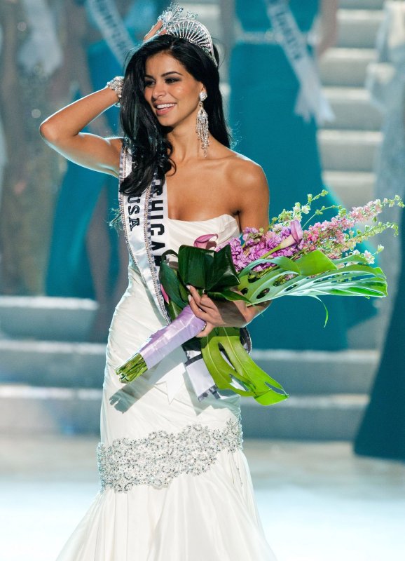 Rima Fakih Net Worth, Husband, Wiki, Age, Height, Parents, Miss USA and Career Rima Fakih Miss USA 2010