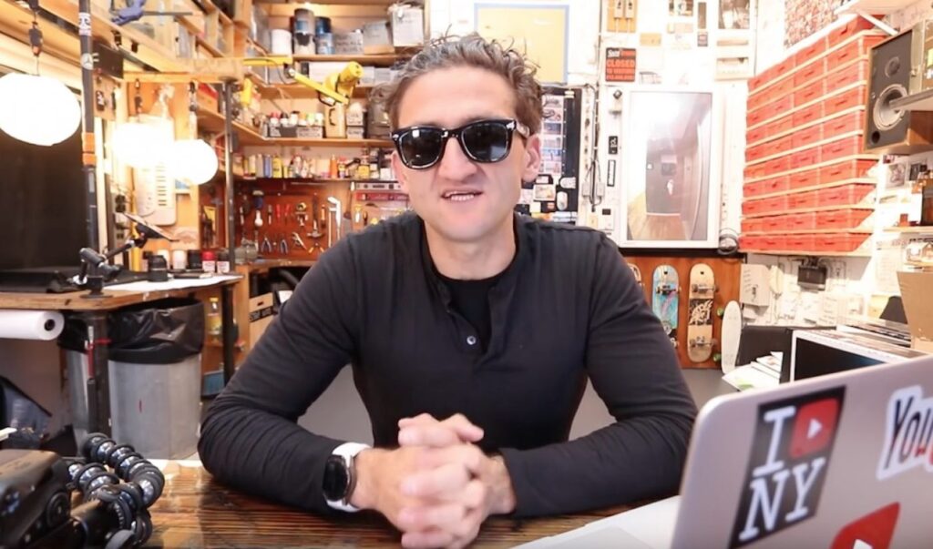 Casey Neistat Height, Net Worth, Wife, Wiki, Age, Parents, You Tuber and Career Neistat first won worldwide publicity in 2003 for a three-minute movie titled iPod's Dirty Secret.