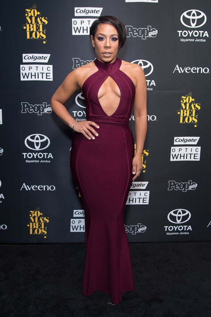 Selenis Leyva Net Worth, Husband, Wiki, Age, Height, Parents, Movies and Career Selenis Leyva commenced her profession in New York’s theater scene, performing in off-Broadway productions and honing her craft with the LAByrinth Theater Company.