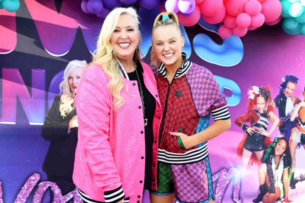 Jessalynn Siwa Net Worth, Husband, Wiki, Age, Ethnicity, Height, Parents, TV and Career Jessalynn Siwa is a dancer and a dance teacher. She had huge desires for her daughter, JoJo Siwa. JoJo dances in contemporary, jazz, and hip-hop styles.
