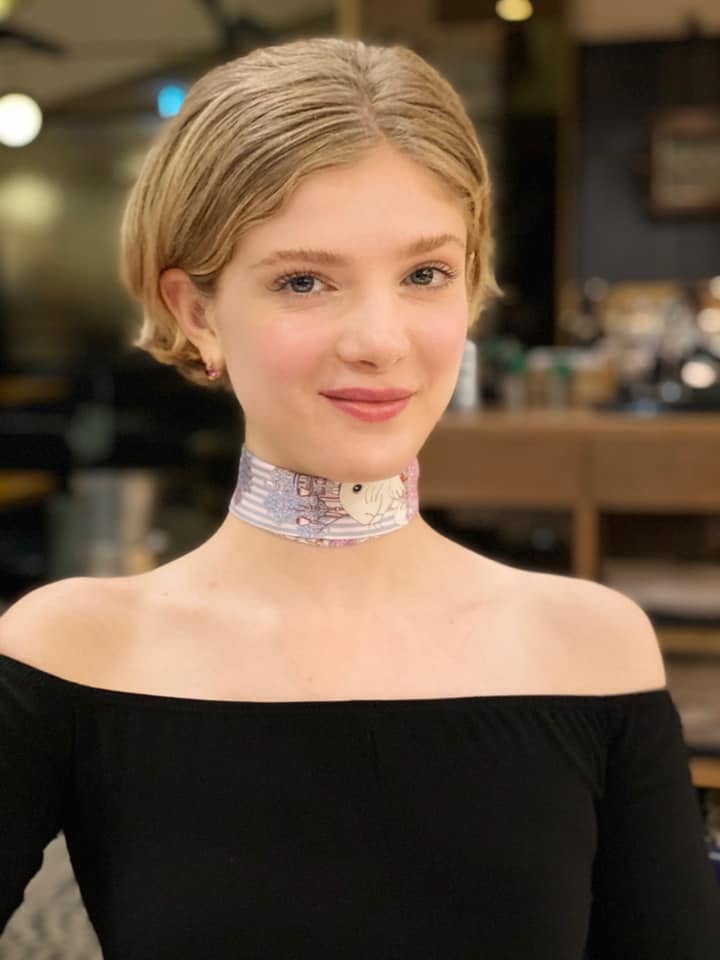 Elena Kampouris Net Worth, Husband, Wiki, Age, Height, Parents, Movies and Career Elena Kampouris started her appearing profession in 2012 with a visitor function in the popular sequence Gossip Girl.