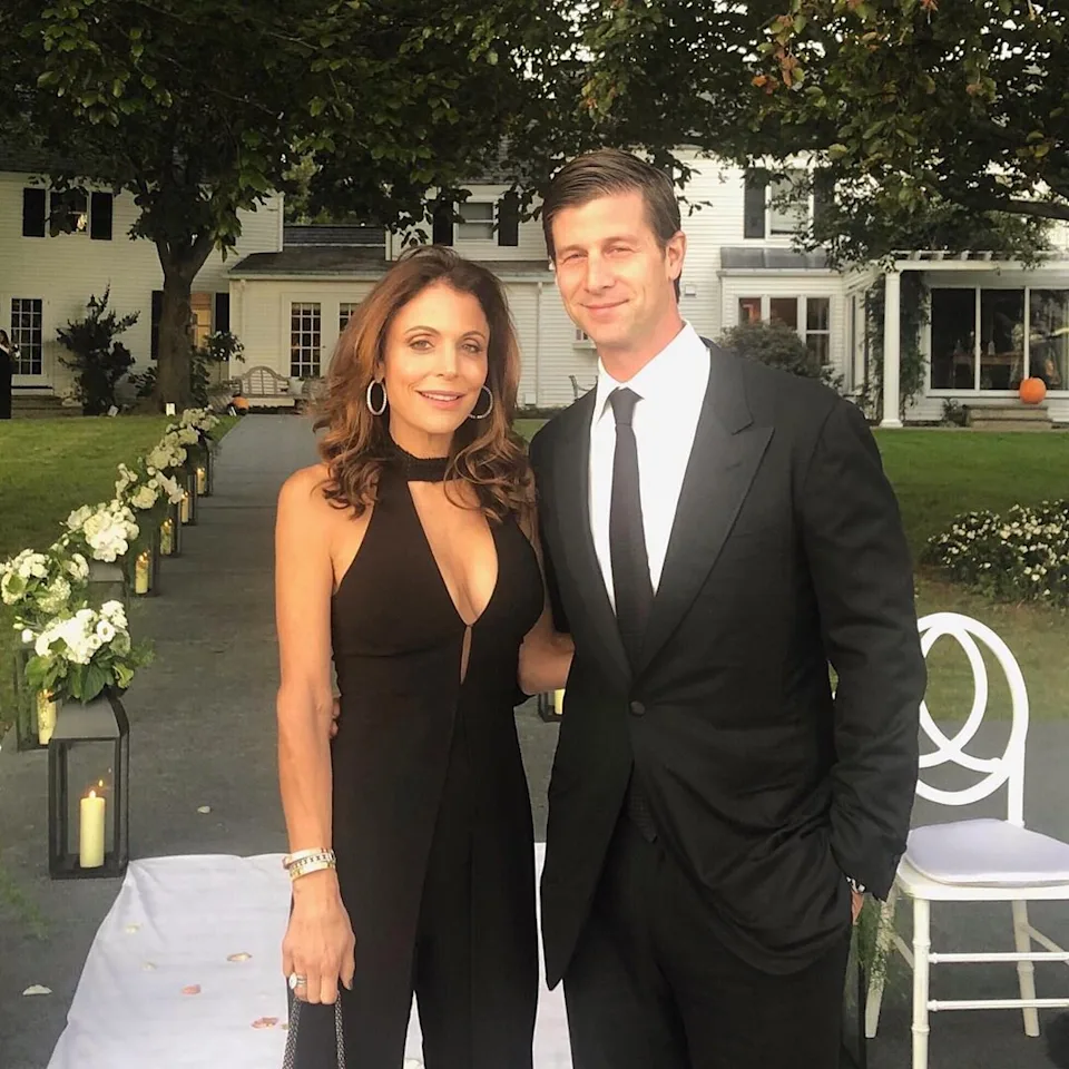 Bethenny Frankel Net Worth, Husband, Wiki, Age, Height, Parents, TV Personality and Career Bethenny Frankel is presently no longer married, however her most outstanding marriage used to be to Jason Hoppy, a pharmaceutical income executive.