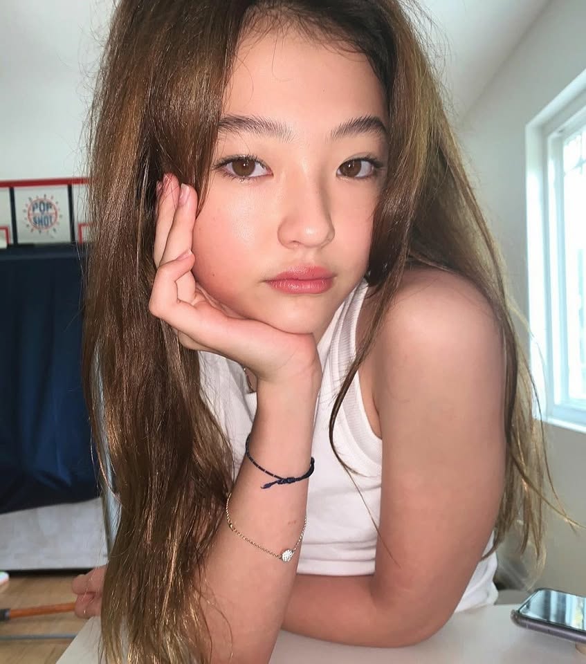 Ella Gross Net Worth, Boyfriend, Wiki, Age, Height, Movies, Songs and Career Ella Gross had a profitable and outstanding modeling profession from 2011 to 2023.