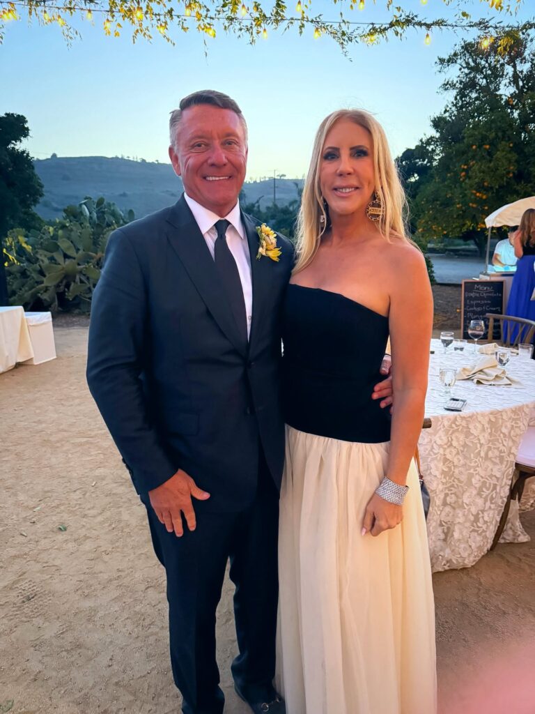 Vicki Gunvalson Net Worth, Husband, Wiki, Age, Height, Parents, TV Personality and Career Vicki Gunvalson first married husband, Michael J. Wolfsmith, at 21, with whom she had two children, Michael and Briana. The couple divorced when Vicki used to be 29.