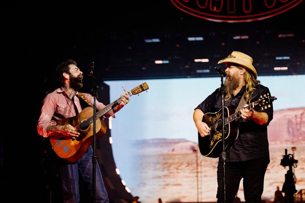 Chris Stapleton Net Worth, Wife, Wiki, Age, Height, Parents, Songs and Career Chris Stapleton tune profession leap forward got here in December 2015 at the CMA Awards, the place he carried out with Justin Timberlake.