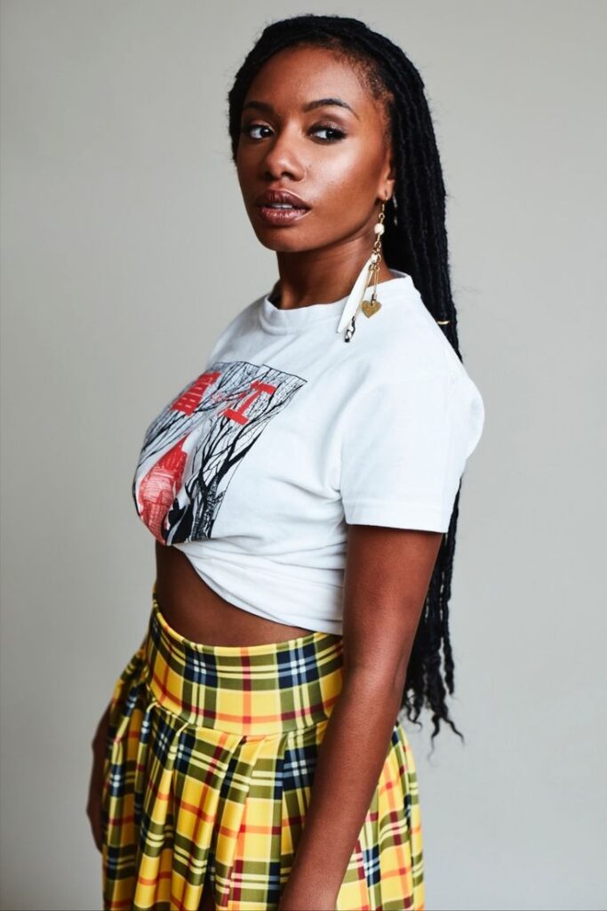 Imani Hakim Net Worth, Husband, Wiki, Age, Height, Parents, Movies and Career Imani Hakim's acting breakthrough came with her role as Tonya Rock on the UPN/CW sitcom Everybody Hates Chris, which aired from 2005 to 2009.