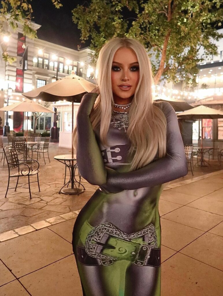 Gigi Gorgeous Net Worth, Husband, Wiki, Age, Height, Parents, YouTuber and Career Gigi Gorgeous started her YouTube experience with the aid of importing video blogs underneath the username Gregory Gorgeous.
