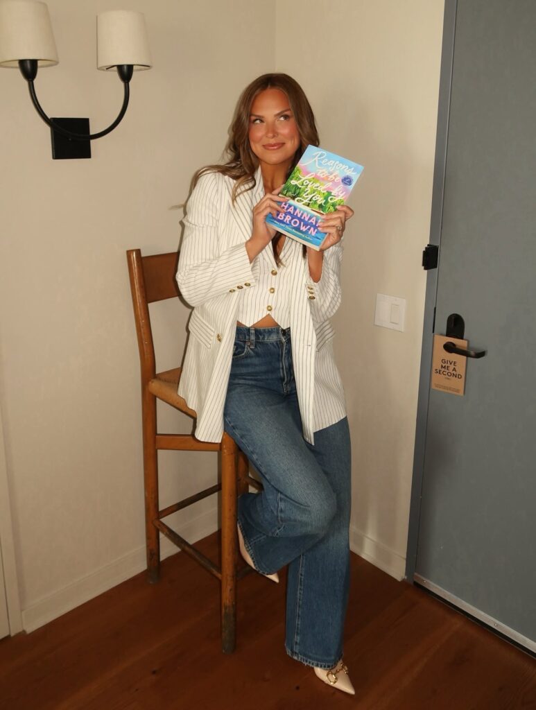 Hannah Brown Net Worth, Husband, Wiki, Age, Height, Parents, Tv Personality and Career Hannah Brown height is 5 feet 7 inches (1.70 m) and weight is 57 kilograms (125.6 lbs).