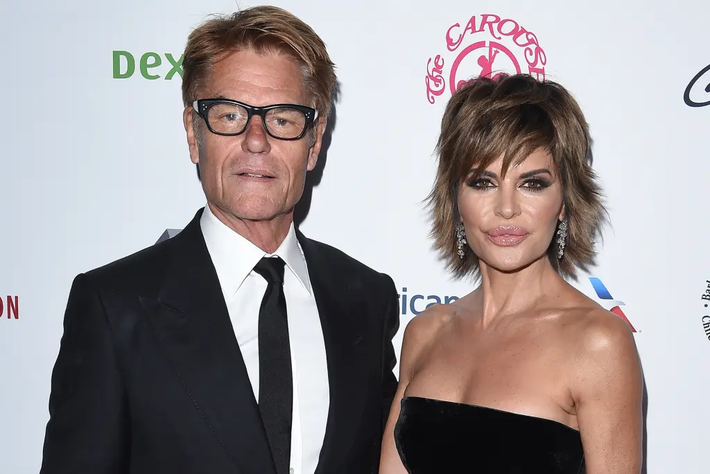Harry Hamlin Age, Net Worth, Wife, Wiki, Height, Parents, Movies and Career His cutting-edge spouse is Lisa Rinna, with whom he has two children.
