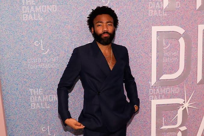 Donald Glover Net Worth, Wife, Wiki, Age, Height, Parents, Movie and Career Donald Glover height is 5 feet 9 inches (1.75 m) and weight is 79 kilograms (174 lbs).