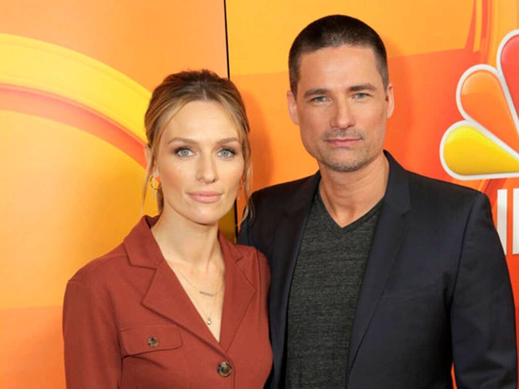 Michaela McManus married creator and producer Mike Daniels on July 3, 2011. 