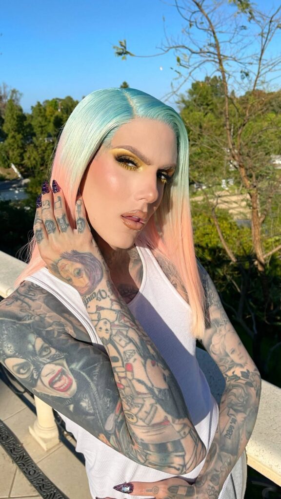 Jeffree Star profession started out as a cosmetics artist.