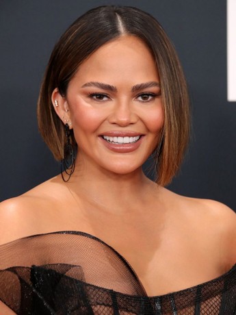 Chrissy Teigen Net Worth $100 Million