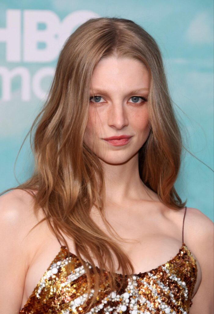 Hunter Schafer Net Worth, Husband, Wiki, Age, Height, Parents, Movies and Career Hunter Schafer rose to world prominence for her leap forward appearing debut in the HBO teen drama sequence Euphoria (2019–2026).