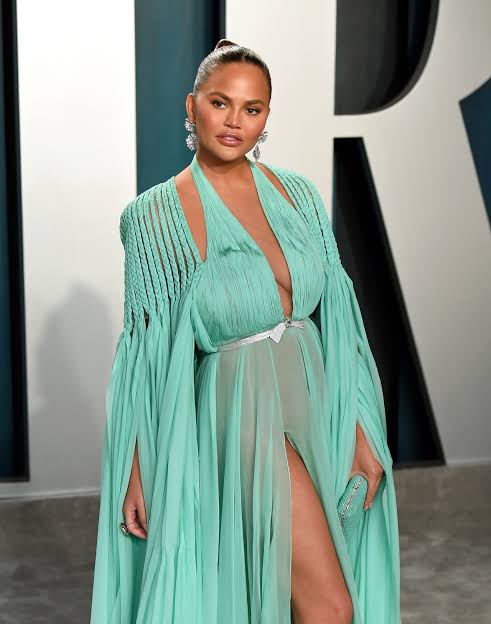 Chrissy Teigen modeling profession started out with her debut in the Sports Illustrated Swimsuit Issue in 2010, the place she was once named "Rookie of the Year." 