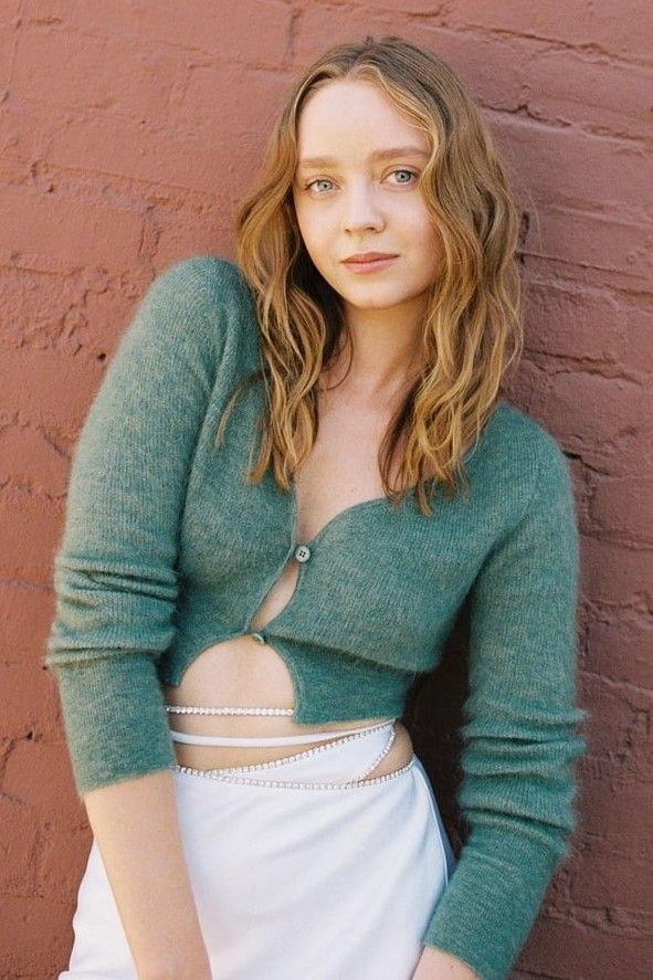 Madeleine Arthur Net Worth, Husband, Wiki, Age, Height, Parents, Movies and Career Madeleine Arthur profession in the leisure enterprise took off at a younger age. She debuted in the T.V. collection “R.L. Stine’s The Haunting Hour” and consequently seemed in a number of T.V. indicates and films.