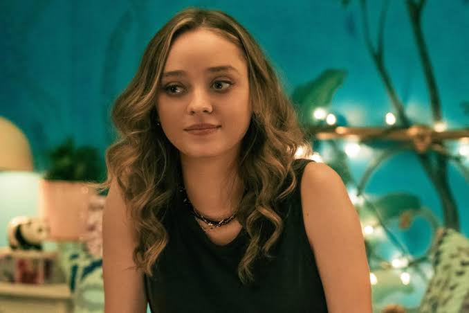 Madeleine Arthur Net Worth, Husband, Wiki, Age, Height, Parents, Movies and Career Madeleine Arthur pinnacle initiatives encompass To All the Boys I've Loved Before, Devil in Ohio, and Color Out of Space, highlighting her versatility throughout romantic comedies, thrillers, and sci-fi horror.