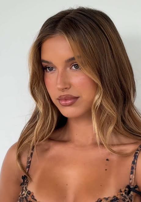 Ashleigh Menin Net Worth $1 Million